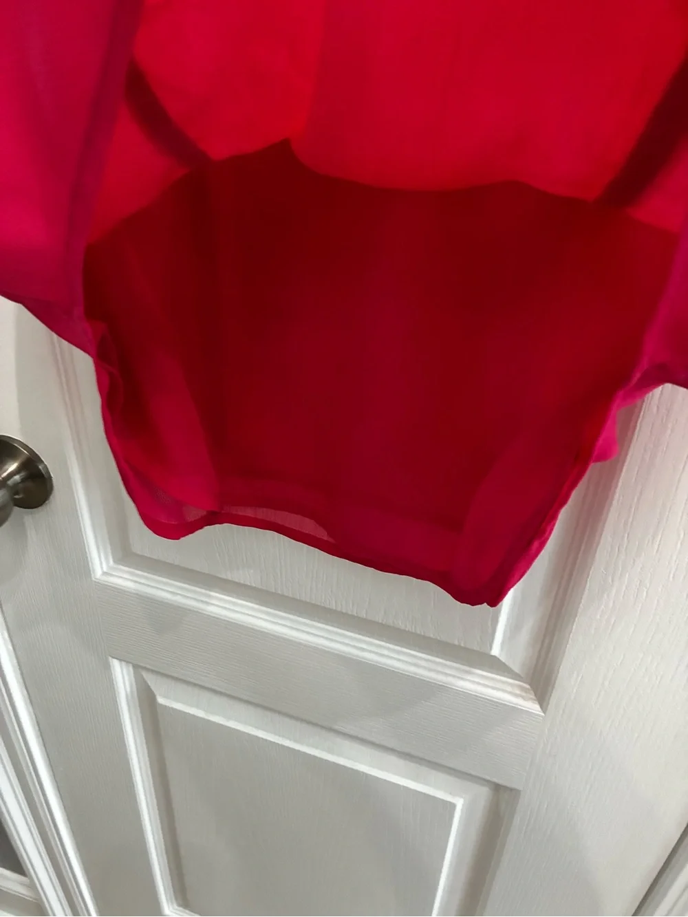 Hot pink Ruffle top Size Small - Picture 3 of 4